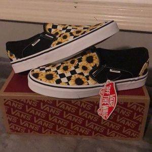 BRAND NEW sunflower/checkerboard Vans